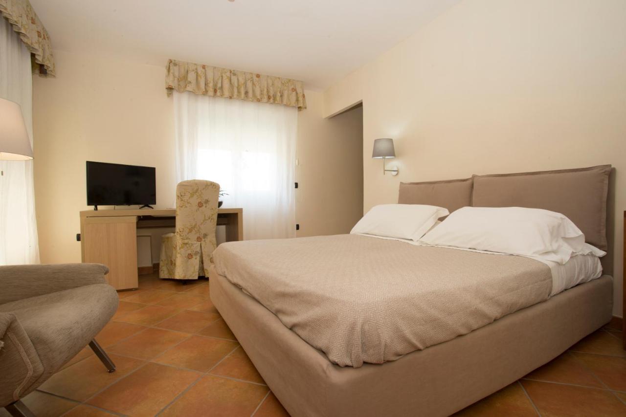 Hotel Villa Serena Castellammare di Stabia Εξωτερικό φωτογραφία