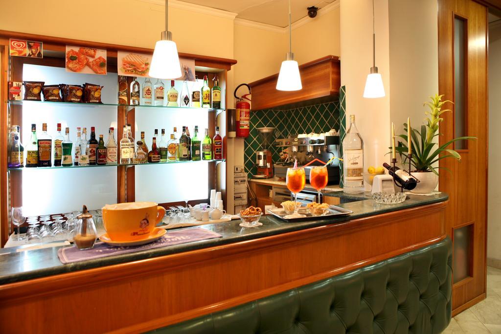 Hotel Villa Serena Castellammare di Stabia Εξωτερικό φωτογραφία