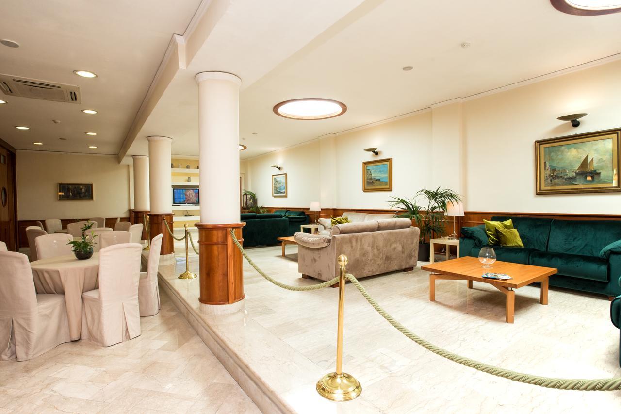 Hotel Villa Serena Castellammare di Stabia Εξωτερικό φωτογραφία