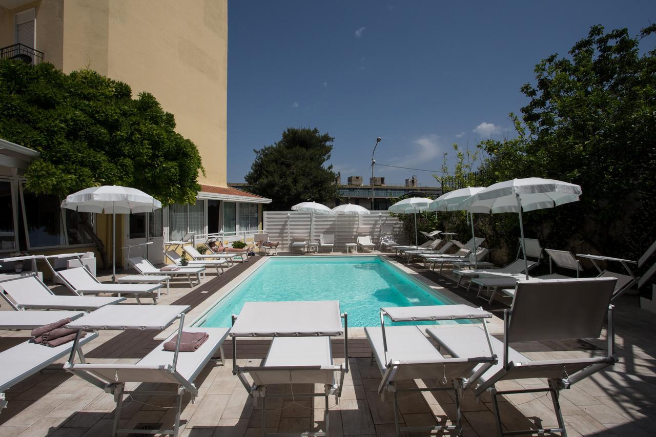 Hotel Villa Serena Castellammare di Stabia Εξωτερικό φωτογραφία
