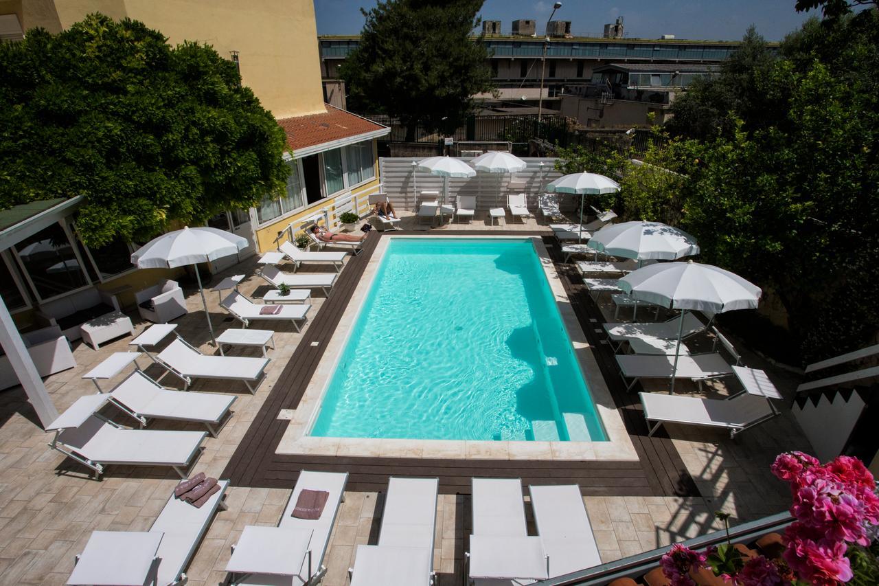 Hotel Villa Serena Castellammare di Stabia Εξωτερικό φωτογραφία